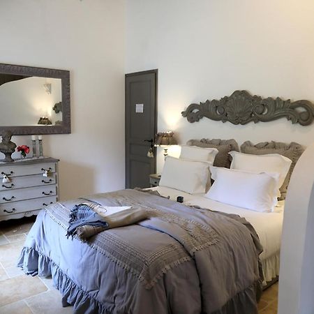 Maison D'Hotes "Les Ecuries Du Mas" Lamanon 외부 사진
